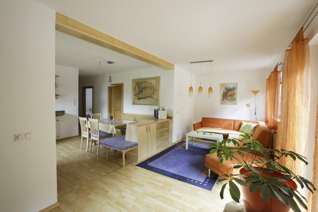 Wunderhof Villa Schiefling am See Room photo